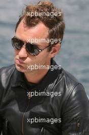 27.05.2007 Monte Carlo, Monaco,  Jude Law (GBR), Famous Actor, visits the Grand Prix - Formula 1 World Championship, Rd 5, Monaco Grand Prix, Sunday