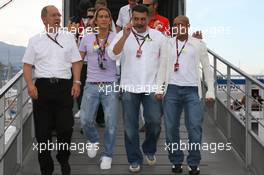 27.05.2007 Monte Carlo, Monaco,  Míchel Salgado (ESP), Real Madrid, Football Player, and Roberto Carlos (ESP), Real Madrid, Football Player - Formula 1 World Championship, Rd 5, Monaco Grand Prix, Sunday