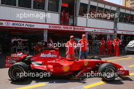 23.05.2007 Monte Carlo, Monaco,  Scuderia Ferrari, use a different tone of paint from this weekend, Felipe Massa (BRA), Scuderia Ferrari and Kimi Raikkonen (FIN), Räikkönen, Scuderia Ferrari - Formula 1 World Championship, Rd 5, Monaco Grand Prix, Wednesday