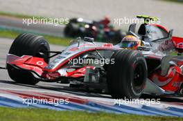 06.04.2007 Kuala Lumpur, Malaysia,  Lewis Hamilton (GBR), McLaren Mercedes - Formula 1 World Championship, Rd 2, Malaysian Grand Prix, Friday Practice