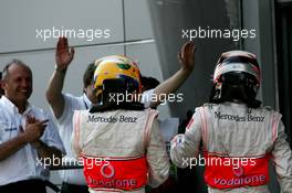 08.04.2007 Kuala Lumpur, Malaysia,  Winner, 1st, Fernando Alonso (ESP), McLaren Mercedes, MP4-22, 2nd, Lewis Hamilton (GBR), McLaren Mercedes, MP4-22 - Formula 1 World Championship, Rd 2, Malaysian Grand Prix, Sunday Podium