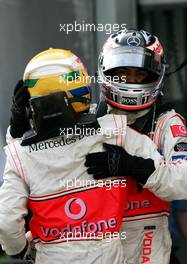 08.04.2007 Kuala Lumpur, Malaysia,  Winner, 1st, Fernando Alonso (ESP), McLaren Mercedes, MP4-22 and 2nd, Lewis Hamilton (GBR), McLaren Mercedes, MP4-22 - Formula 1 World Championship, Rd 2, Malaysian Grand Prix, Sunday Podium