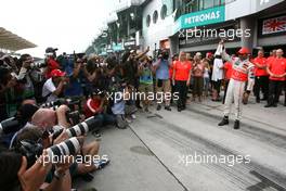 08.04.2007 Kuala Lumpur, Malaysia,  Lewis Hamilton (GBR), McLaren Mercedes - Formula 1 World Championship, Rd 2, Malaysian Grand Prix, Sunday Podium