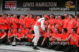 08.04.2007 Kuala Lumpur, Malaysia,  Lewis Hamilton (GBR), McLaren Mercedes - Formula 1 World Championship, Rd 2, Malaysian Grand Prix, Sunday Podium