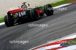 07.04.2007 Kuala Lumpur, Malaysia,  Lewis Hamilton (GBR), McLaren Mercedes, MP4-22 - Formula 1 World Championship, Rd 2, Malaysian Grand Prix, Saturday Practice