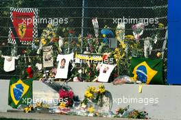 10.11.2007 1994 - GP F1 Imola, bend of Tamburello after the crash - Ayrton Senna Story