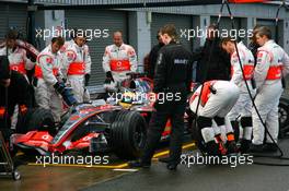 06.03.2007, Silverstone, England,  Lewis Hamilton (GBR), McLaren Mercedes, MP4-22, Practice Pitstops - Formula 1 Testing