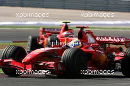 26.08.2007 Istanbul, Turkey,  Felipe Massa (BRA), Scuderia Ferrari, F2007, Kimi Raikkonen (FIN), Räikkönen, Scuderia Ferrari, F2007 - Formula 1 World Championship, Rd 12, Turkish Grand Prix, Sunday Race