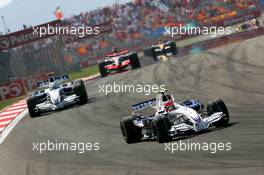 26.08.2007 Istanbul, Turkey,  Robert Kubica (POL), BMW Sauber F1 Team, F1.07, Nick Heidfeld (GER), BMW Sauber F1 Team, F1.07 - Formula 1 World Championship, Rd 12, Turkish Grand Prix, Sunday Race