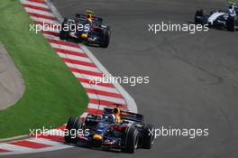 26.08.2007 Istanbul, Turkey,  David Coulthard (GBR), Red Bull Racing, RB3 and Mark Webber (AUS), Red Bull Racing, RB3 - Formula 1 World Championship, Rd 12, Turkish Grand Prix, Sunday Race