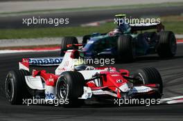 26.08.2007 Istanbul, Turkey,  Ralf Schumacher (GER), Toyota Racing, TF107 and Rubens Barrichello (BRA), Honda Racing F1 Team, RA107 - Formula 1 World Championship, Rd 12, Turkish Grand Prix, Sunday Race