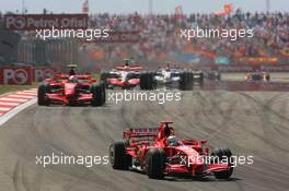 26.08.2007 Istanbul, Turkey,  Felipe Massa (BRA), Scuderia Ferrari, F2007 leads Kimi Raikkonen (FIN), Räikkönen, Scuderia Ferrari, F2007 - Formula 1 World Championship, Rd 12, Turkish Grand Prix, Sunday Race