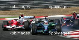 26.08.2007 Istanbul, Turkey,  Jenson Button (GBR), Honda Racing F1 Team, RA107 and Jarno Trulli (ITA), Toyota Racing, TF107 - Formula 1 World Championship, Rd 12, Turkish Grand Prix, Sunday Race