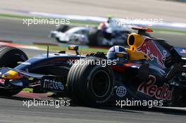 26.08.2007 Istanbul, Turkey,  David Coulthard (GBR), Red Bull Racing, RB3, Robert Kubica (POL), BMW Sauber F1 Team, F1.07 - Formula 1 World Championship, Rd 12, Turkish Grand Prix, Sunday Race