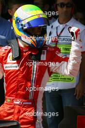 25.08.2007 Istanbul, Turkey,  Pole Position, 1st, Felipe Massa (BRA), Scuderia Ferrari, F2007 - Formula 1 World Championship, Rd 12, Turkish Grand Prix, Saturday Qualifying