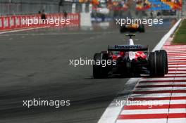 25.08.2007 Istanbul, Turkey,  Jarno Trulli (ITA), Toyota Racing, TF107 - Formula 1 World Championship, Rd 12, Turkish Grand Prix, Saturday Qualifying