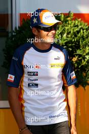 25.08.2007 Istanbul, Turkey,  Giancarlo Fisichella (ITA), Renault F1 Team - Formula 1 World Championship, Rd 12, Turkish Grand Prix, Saturday