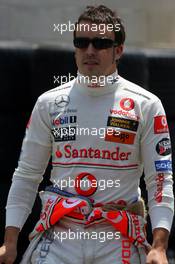 15.06.2007 Indianapolis, USA,  Fernando Alonso (ESP), McLaren Mercedes, Pitlane, Box, Garage - Formula 1 World Championship, Rd 7, United States Grand Prix, Friday