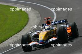 15.06.2007 Indianapolis, USA,  Giancarlo Fisichella (ITA), Renault F1 Team, R27 - Formula 1 World Championship, Rd 7, United States Grand Prix, Friday Practice