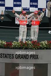 17.06.2007 Indianapolis, USA,  1st place Lewis Hamilton (GBR), McLaren Mercedes and 2nd place Fernando Alonso (ESP), McLaren Mercedes - Formula 1 World Championship, Rd 7, United States Grand Prix, Sunday Podium