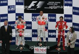 17.06.2007 Indianapolis, USA,  2nd place Fernando Alonso (ESP), McLaren Mercedes with 1st place Lewis Hamilton (GBR), McLaren Mercedes and 3rd place Felipe Massa (BRA), Scuderia Ferrari - Formula 1 World Championship, Rd 7, United States Grand Prix, Sunday Podium