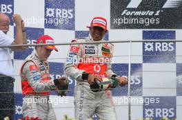 17.06.2007 Indianapolis, USA,  2nd place Fernando Alonso (ESP), McLaren Mercedes and 1st place Lewis Hamilton (GBR), McLaren Mercedes  - Formula 1 World Championship, Rd 7, United States Grand Prix, Sunday Podium