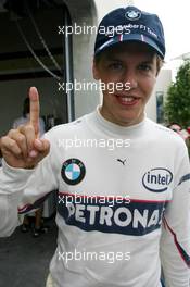 17.06.2007 Indianapolis, USA,  Sebastian Vettel (GER), Test Driver, BMW Sauber F1 Team, claimed a 1 point on his F1 debut - Formula 1 World Championship, Rd 7, United States Grand Prix, Sunday Podium