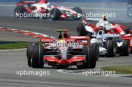 17.06.2007 Indianapolis, USA,  Lewis Hamilton (GBR), McLaren Mercedes, MP4-22 - Formula 1 World Championship, Rd 7, United States Grand Prix, Sunday Race
