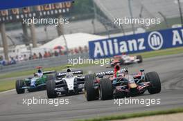 17.06.2007 Indianapolis, USA,  Vitantonio Liuzzi (ITA), Scuderia Toro Rosso, STR02 - Formula 1 World Championship, Rd 7, United States Grand Prix, Sunday Race