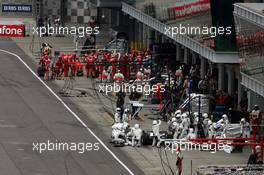 17.06.2007 Indianapolis, USA,  BMW Pit stop - Formula 1 World Championship, Rd 7, United States Grand Prix, Sunday Race