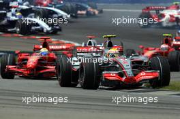 17.06.2007 Indianapolis, USA,  Lewis Hamilton (GBR), McLaren Mercedes, Felipe Massa (BRA), Scuderia Ferrari, F2007 - Formula 1 World Championship, Rd 7, United States Grand Prix, Sunday Race