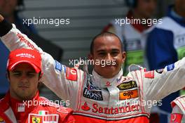 16.06.2007 Indianapolis, USA,  Lewis Hamilton (GBR), McLaren Mercedes gets pole position - Formula 1 World Championship, Rd 7, United States Grand Prix, Saturday Qualifying