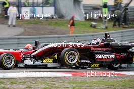 01.09.2007 Nürburg, Germany,  In the first corner Franck Mailleux (FRA), Manor Motorsport, Dallara F305 Mercedes and Tim Sandtler (GER), Jo Zeller Racing, Dallara F306 Mercedes touches eachother. Tim Sandtler lifts off with his F3 into the air. - F3 Euro Series 2007 at Nürburgring