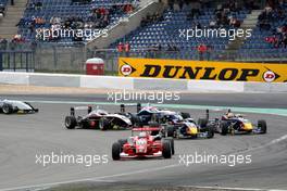 01.09.2007 Nürburg, Germany,  Start of the race. Nico Hülkenberg (GER), ASM Formula 3, Dallara F305 Mercedes leads the field. - F3 Euro Series 2007 at Nürburgring