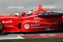 01.09.2007 Nürburg, Germany,  Racewinner Nico Hülkenberg (GER), ASM Formula 3, Dallara F305 Mercedes lifts his hands into the air in the outlap. - F3 Euro Series 2007 at Nürburgring