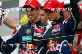 01.09.2007 Nürburg, Germany,  Podium, Sébastien Buemi (SUI), ASL Mücke Motorsport, Portrait (2nd) was handed 2nd place by his team mate Edoardo Piscopo (ITA), ASL Mücke Motorsport, Portrait (3rd) - F3 Euro Series 2007 at Nürburgring