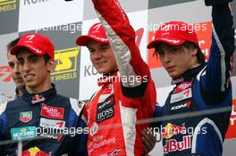 01.09.2007 Nürburg, Germany,  Podium, Nico Hülkenberg (GER), ASM Formula 3, Portrait (1st, center), Sébastien Buemi (SUI), ASL Mücke Motorsport, Portrait (2nd, left), Edoardo Piscopo (ITA), ASL Mücke Motorsport, Portrait (3rd, right) - F3 Euro Series 2007 at Nürburgring