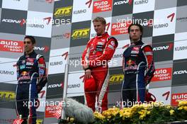 01.09.2007 Nürburg, Germany,  Podium, Nico Hülkenberg (GER), ASM Formula 3, Portrait (1st, center), Sébastien Buemi (SUI), ASL Mücke Motorsport, Portrait (2nd, left), Edoardo Piscopo (ITA), ASL Mücke Motorsport, Portrait (3rd, right) - F3 Euro Series 2007 at Nürburgring