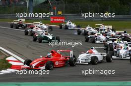 02.09.2007 Nürburg, Germany,  Start of the race, with Marco Wittmann (GER), Josef Kaufmann Racing, leading - Formula BMW Germany Championship 2007, Round 13 & 14, Nürburgring, 2nd Race - For further information and more images please register at www.formulabmw-images.com - This image is free for editorial use only. Please use for Copyright/Credit: c BMW AG