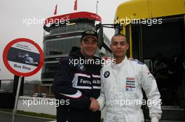 29..03.2007 Brands Hatch, England,  Nigel mansell with Jonathan Legris (GBR), Motaworld Racing - Formula BMW UK Championship Launch 2007 - For further information and more images please register at www.formulabmw-images.com - This image is free for editorial use only. Copyright Free image Credit: c BMW AG