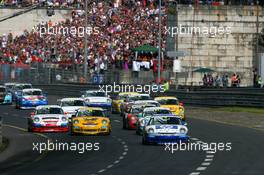 24.06.2007 Nürnberg, Germany,  Start of the race, with Uwe Alzen (GER), HP Team Herberth, Porsche 911 GT3 Cup leading - Porsche Carrera Cup 2007 at Norisring