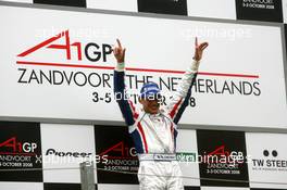 05.10.2008 Zandvoort, The Netherlands,  Podium, Loic Duval (FRA), driver of A1 Team France (1st) - A1GP World Cup of Motorsport 2008/09, Round 1, Zandvoort, Sunday Race 2 - Copyright A1GP - Free for editorial usage