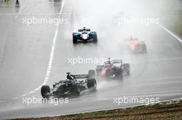 05.10.2008 Zandvoort, The Netherlands,  Earl Bamber (NZL), driver of A1 Team New Zealand leads Loic Duval (FRA), driver of A1 Team France - A1GP World Cup of Motorsport 2008/09, Round 1, Zandvoort, Sunday Race 2 - Copyright A1GP - Free for editorial usage
