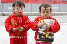 08.11.2008 Chengdu, China,  Young A1GP fans - A1GP World Cup of Motorsport 2008/09, Round 2, Chengdu, Saturday - Copyright A1GP - Free for editorial usage