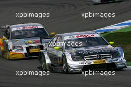 13.04.2008 Hockenheim, Germany,  Bernd Schneider (GER), Team HWA AMG Mercedes, AMG Mercedes C-Klasse, leads Oliver Jarvis (GBR), Audi Sport Team Phoenix, Audi A4 DTM - DTM 2008 at Hockenheimring