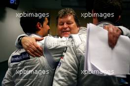 17.05.2008 Klettwitz, Germany,  Norbert Haug (GER), Sporting Director Mercedes-Benz, congratulates Bruno Spengler (CDN), Team HWA AMG Mercedes, Portrait (2nd, left) and Paul di Resta (GBR), Team HWA AMG Mercedes, Portrait (1st, right) - DTM 2008 at Lausitzring