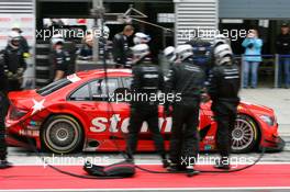 18.05.2008 Klettwitz, Germany,  Gary Paffett (GBR), Persson Motorsport AMG Mercedes, AMG-Mercedes C-Klasse, leaving after a pitstop - DTM 2008 at Lausitzring