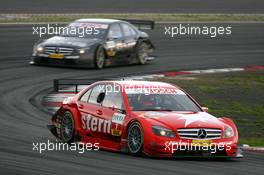 27.07.2008 Nürburg, Germany,  Gary Paffett (GBR), Persson Motorsport AMG Mercedes, AMG-Mercedes C-Klasse, leads in the early stages of the race - DTM 2008 at Nürburgring