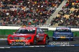 26.10.2008 Hockenheim, Germany,  Gary Paffett (GBR), Persson Motorsport AMG Mercedes, AMG-Mercedes C-Klasse, leads Maro Engel (GER), Mücke Motorsport AMG Mercedes, AMG Mercedes C-Klasse - DTM 2008 at Hockenheimring, Germany