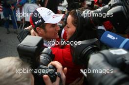 26.10.2008 Hockenheim, Germany,  Race winner and new DTM Champion 2008 Timo Scheider (GER), Audi Sport Team Abt, being congratulated by his wife Jasmin Rubatto (GER) - DTM 2008 at Hockenheimring, Germany